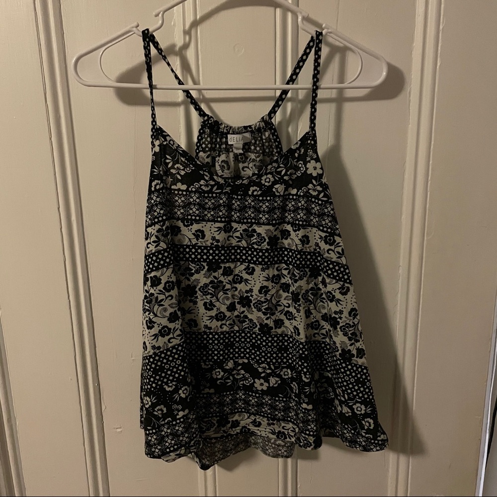 💛 3 for $20 💛 Delias tank top